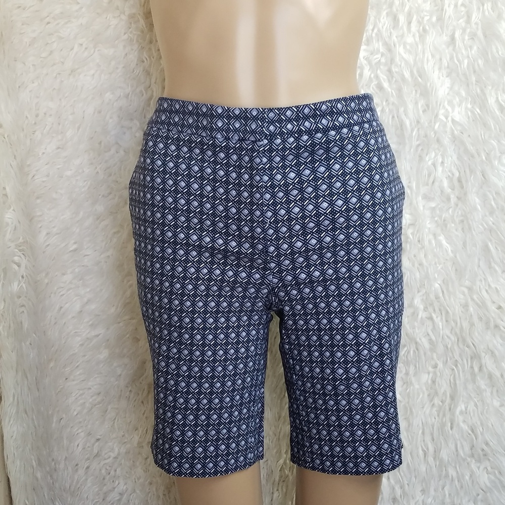 NWT Blue  comfy stretchy shorts-size 4